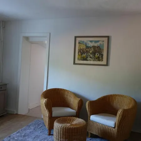 Bambi In The House At The Linden * Dernbach (Sudliche Weinstrasse)